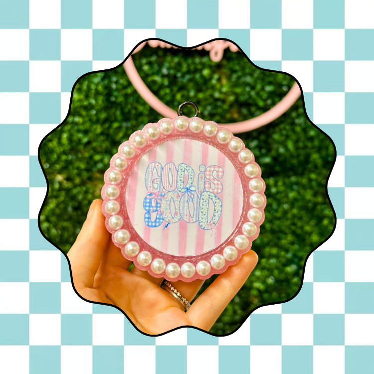 Dotted Border Cardstock Freshie
