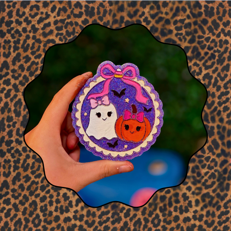 Ghost/Pumpkin Frame Freshie