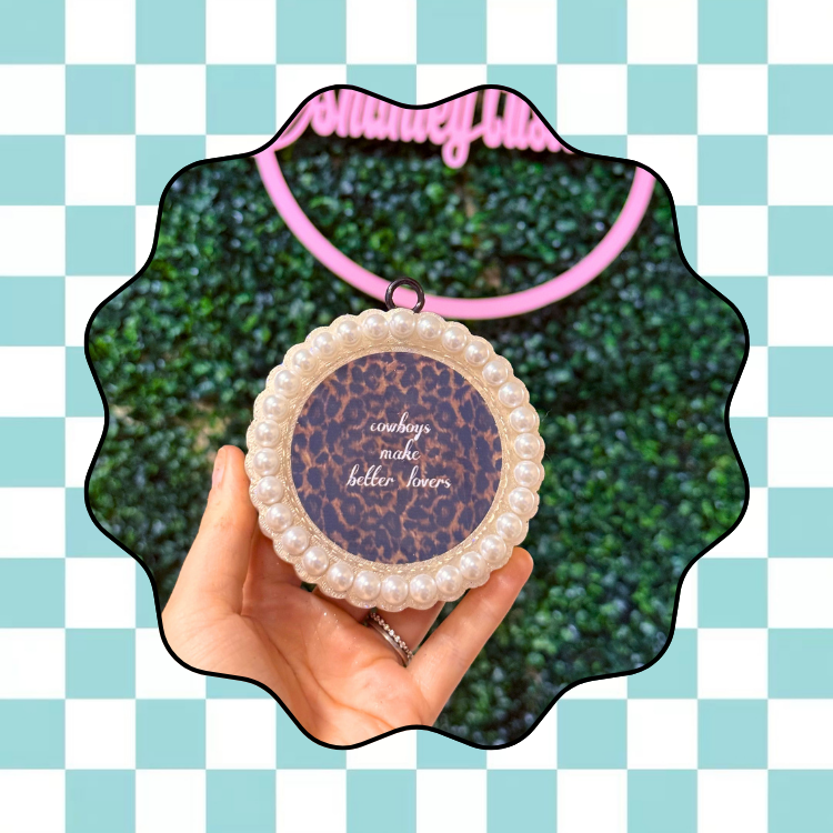 Dotted Border Cardstock Freshie